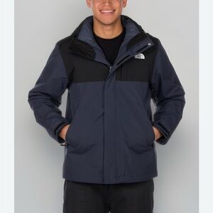 The North Face Men's Navy and Black Performance Jacket